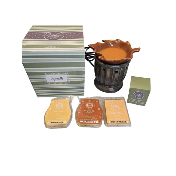 Scentsy PLYMOUTH Leaf Wax Warmer Retired Full Size With Blub 3 Wax Bars Fall - Picture 1 of 16